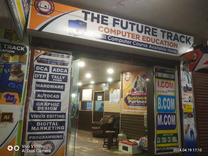 Digital Marketing Training at THE FUTURE TRACK Computer Education, Dhanbad